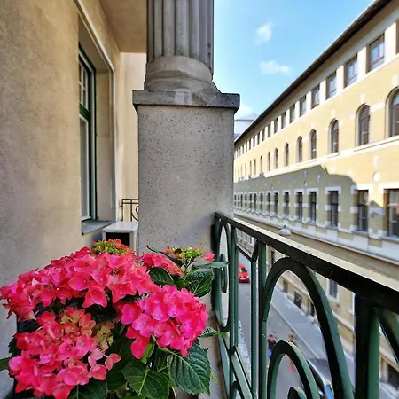 Apartment Deco Quarter *